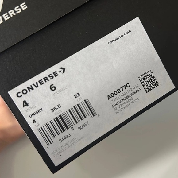 NWT CONVERSE Chuck Taylor All Star Lugged 2.0 Jacquard in Sand Dune Sz. 6 W / 4M - Picture 4 of 13